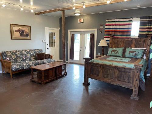 Trails End Retreat – Photos 4