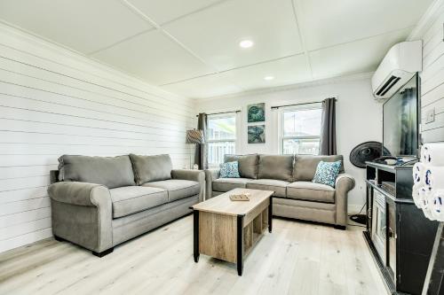 Decked Out – Photos 3