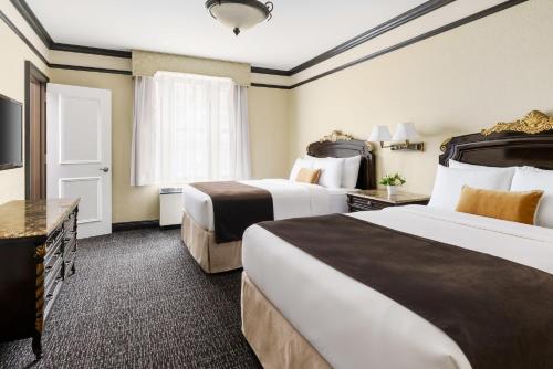 Hotel Lucerne Image