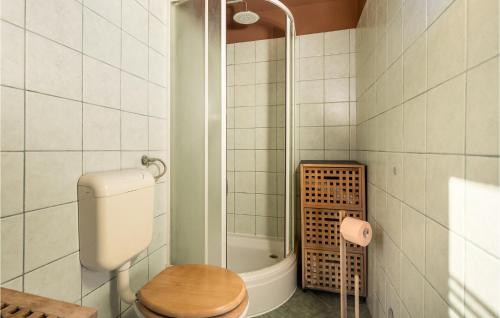 Kúpeľňa v ubytovaní 2 Bedroom Gorgeous Apartment In Rijeka