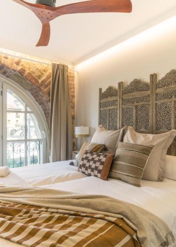 Marzana AC by Staynnapartments
