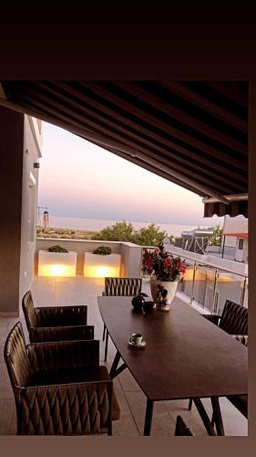 Sea View Residence by MD