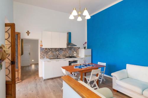 Corso Italia Apartment – Photos 2