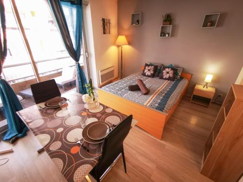 Lova arba lovos apgyvendinimo įstaigoje Léman Holidays - Appartement Hyper centre