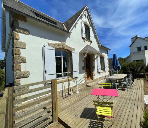 Photo de la galerie de l'établissement Villa de charme. Port. Plage. 4 km de Carnac., à La Trinité-sur-Mer