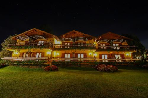 Bangunan di mana terletaknya hotel