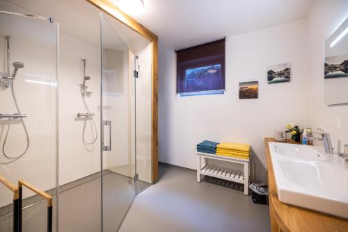 Salle de bains dans l'établissement Urlaubsparadies Bogenhof - 5 Minuten zum Lift