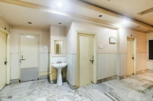 Vonios kambarys apgyvendinimo įstaigoje Hotel Aditya Palace