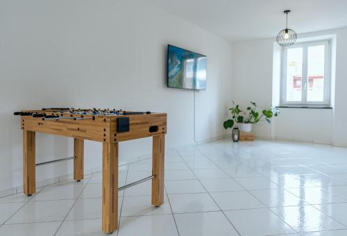 TV a/nebo společenská místnost v ubytování Apartment in the city center with free parking