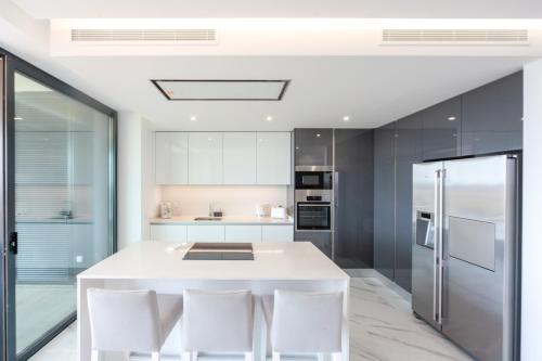Luxury apartments with stunning sea views