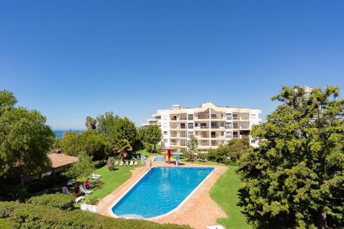 Praia da Rocha Wonder w/ Balcony by LovelyStay