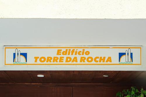 Praia da Rocha Wonder w/ Balcony by LovelyStay