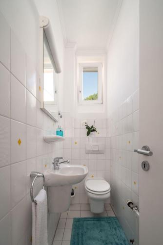 Bilik mandi di VIP Apartment City Center Baden-Baden