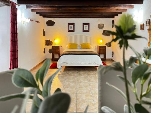 Beautiful and downtown apartment with swimming pool, El Paso ...
