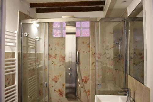 Koupelna v ubytování Primavera Mini Hotel