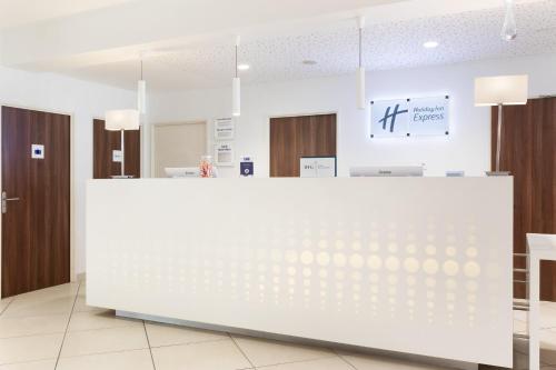 Holiday Inn Express Toulon - Est, an IHG Hotel