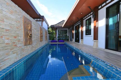 普吉市的住宿－3bedroom pool villa only 250m to the Rawai beach F10，相簿中的一張相片