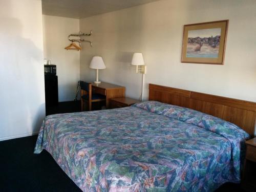 Gallery image of Economy Inn Safford in Safford