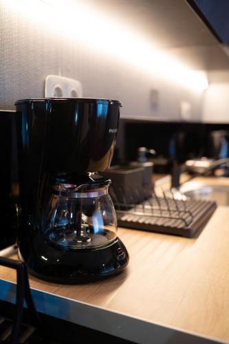 Tetera y cafetera en MARGARITA'S SUITES