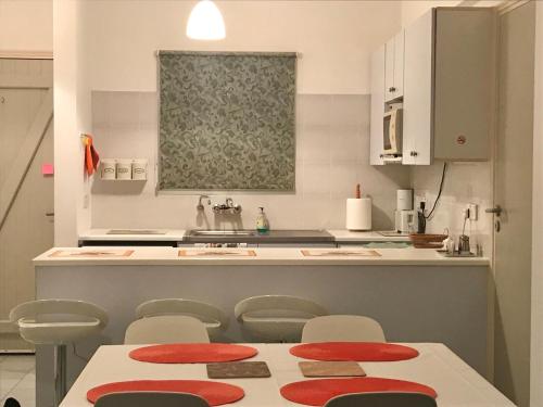 Photo de la galerie de l'établissement Apartment with large pool, à Limassol