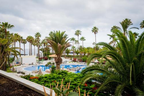 White Studio - La Caleta