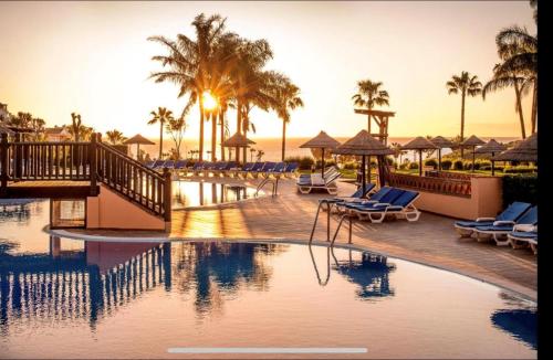 Fantástico Apartamento con vistas al mar zona Club la Costa Castillo Fuengirola