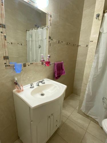 Ένα μπάνιο στο Casa de Beto