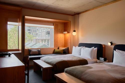 صورة لـ Ace Hotel Toronto في تورونتو