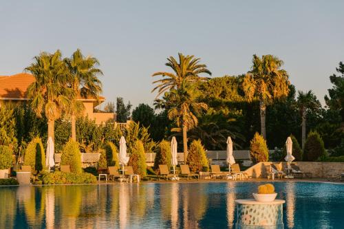 منتجع عافية وسبا إليكا هوتيل