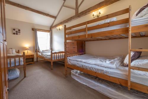 Imagen de la galería de Hulmes Vale House - Sleeps 14 - Peak district, en Buxton