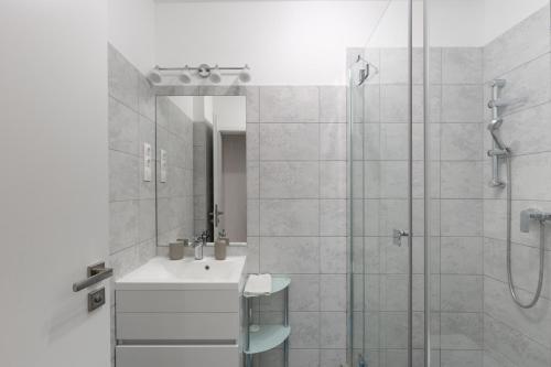 Kúpeľňa v ubytovaní Cozy 3-bedroom Apartment in the Heart of Budapest