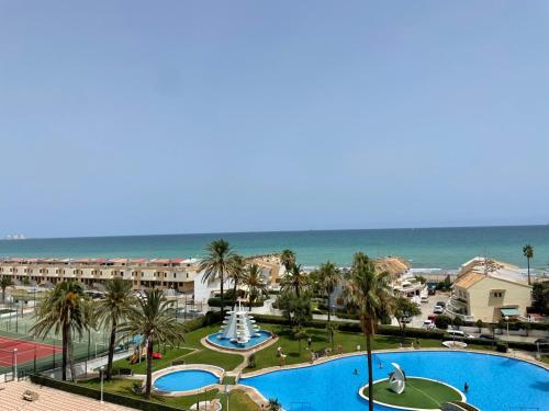 Bonito Apartamento en primera línea de playa en VALENCIA- El ...