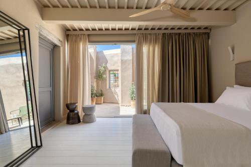 AZADE Chania
