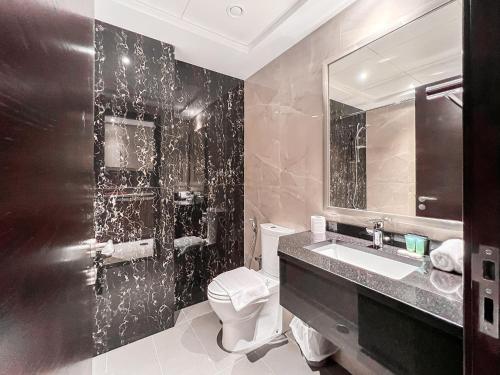 Koupelna v ubytování Luton Vacation Homes - Elite Residence Downtown, Dubai