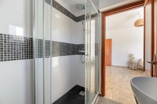 Kupaonica u objektu Villa Can Ravi