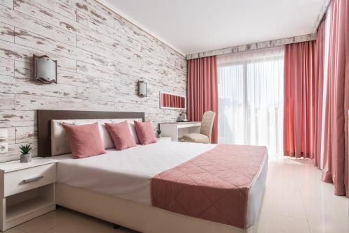 Легло или легла в стая в Семеен хотел Golden Place