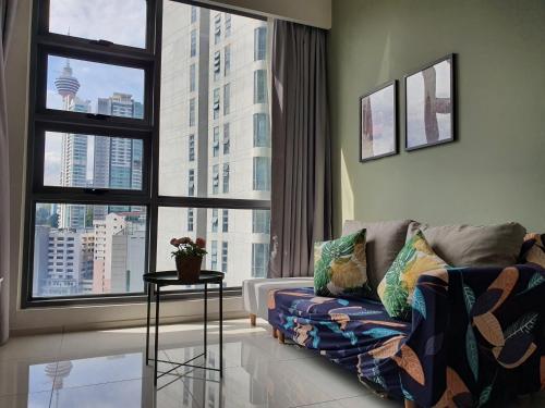 Coin salon dans l'établissement The Robertson Bukit Bintang by WEEGO Homes