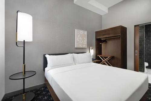 The Slate Hotel Denver Downtown, Tapestry by Hilton Image