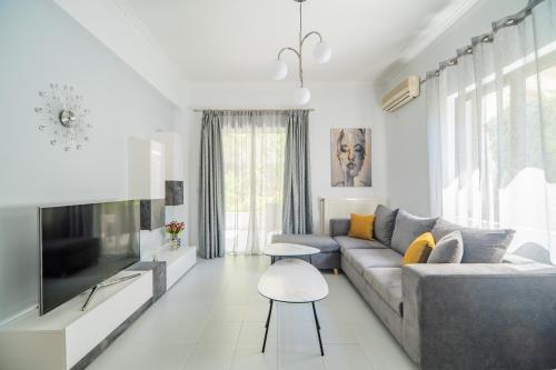 The Nest of Urban Living by 8essentially