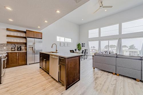 Dapur atau dapur kecil di Seaside Breeze