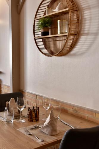 Ποτά στο LOGIS Hotel Restaurant Auberge Du Cheval Blanc