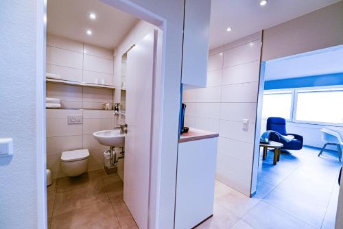 Et badeværelse på Strandhochhaus SF07