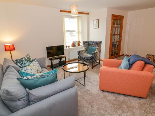 Bumblebee Cottage – Photos 4