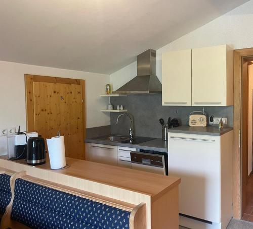 Η κουζίνα ή μικρή κουζίνα στο Apartment Evelyn