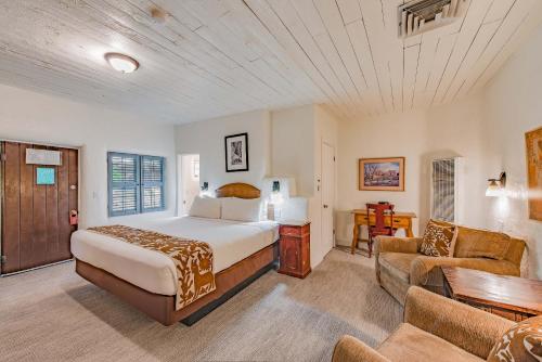 Gallery image of The Historic Taos Inn in Taos