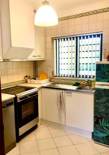 Art 13 - Apartamento com ar condicionado e piscina