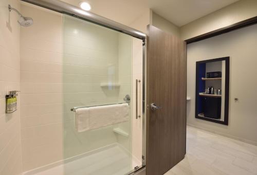 Gallery image of Holiday Inn Express & Suites Spring - Woodlands Area, an IHG Hotel in Spring