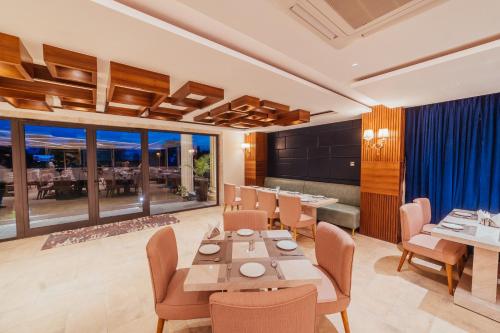 Un lugar para sentarse en The Ramayana Hotel, Ayodhya
