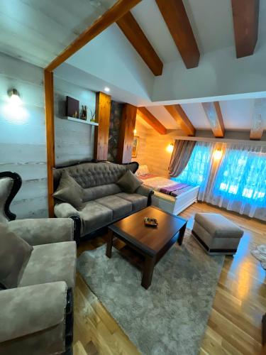 Un lugar para sentarse en Apartmani Vila Vjerra