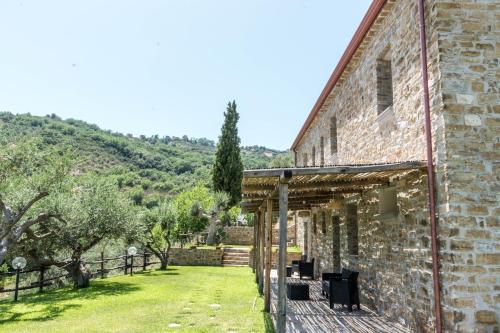 Gallery image of Country House L'antica pietra in Perdifumo